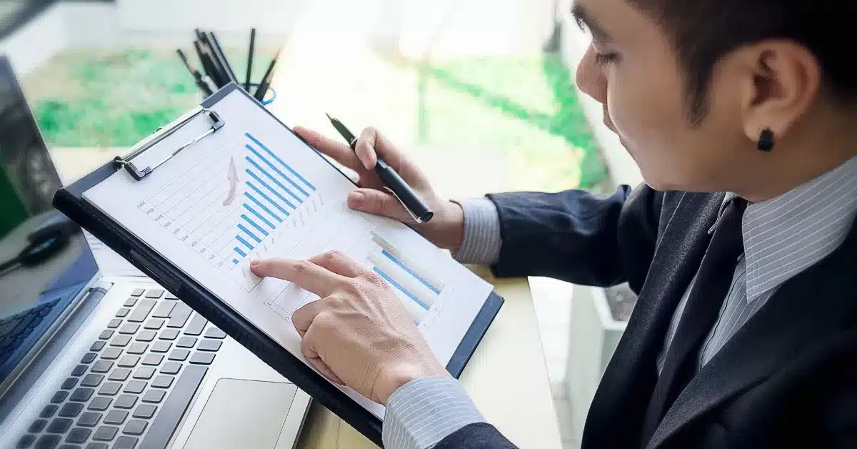 Shows productivity-related performance impact.